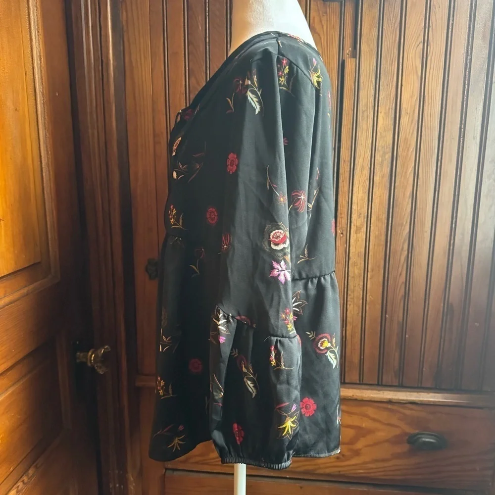 Old Navy Silky Tunic Top Size Large Floral Boho Print - Picture 3 of 9